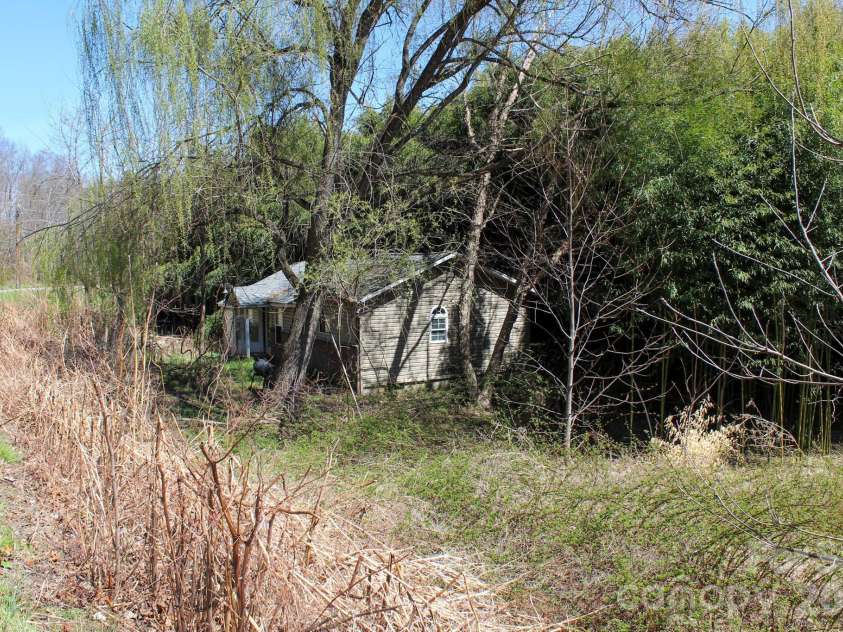 1293 Lake Logan Road, Canton, NC 28716.  MLS# CAR4361659, YatesRealty ID 10633. 