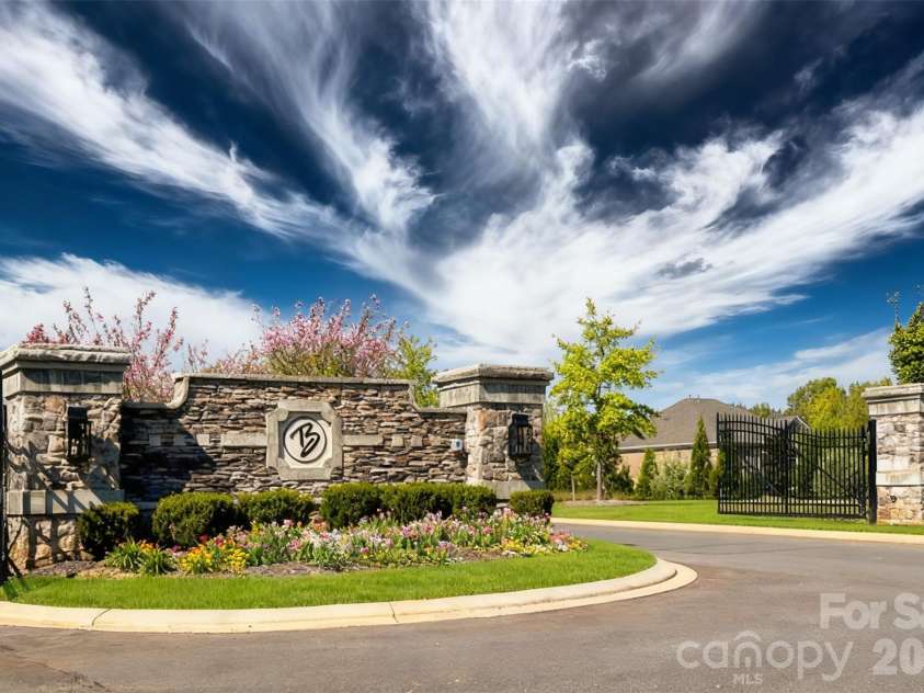 4008 Pinot Way, Fort Mill, SC 29707.  MLS# CAR4344063, YatesRealty ID 10634. Gated entrance