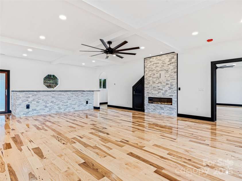 74 Jeranna Road, Mills River, NC 28759.  MLS# CAR4252782, YatesRealty ID 10634. 