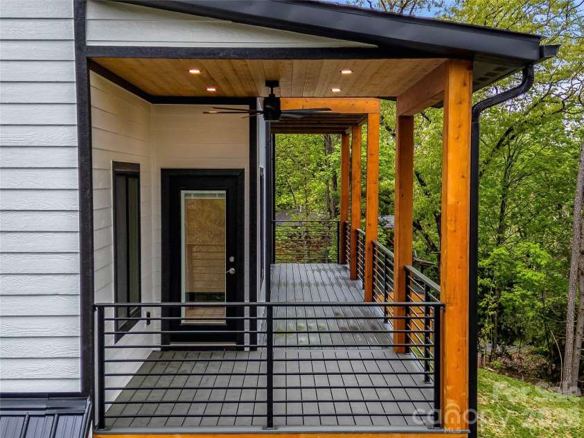 74 Jeranna Road, Mills River, NC 28759.  MLS# CAR4252782, YatesRealty ID 10634. 