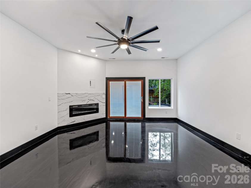 74 Jeranna Road, Mills River, NC 28759.  MLS# CAR4252782, YatesRealty ID 10634. 