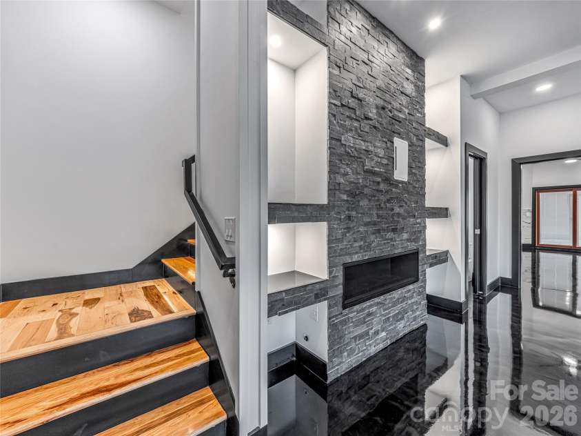 74 Jeranna Road, Mills River, NC 28759.  MLS# CAR4252782, YatesRealty ID 10634. 