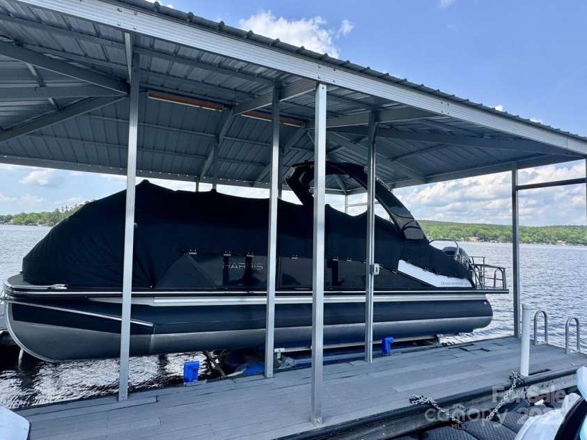 302 Patterson's Bridge None, New London, NC 28127.  MLS# CAR4246779, YatesRealty ID 10636. Single Pier - Boat