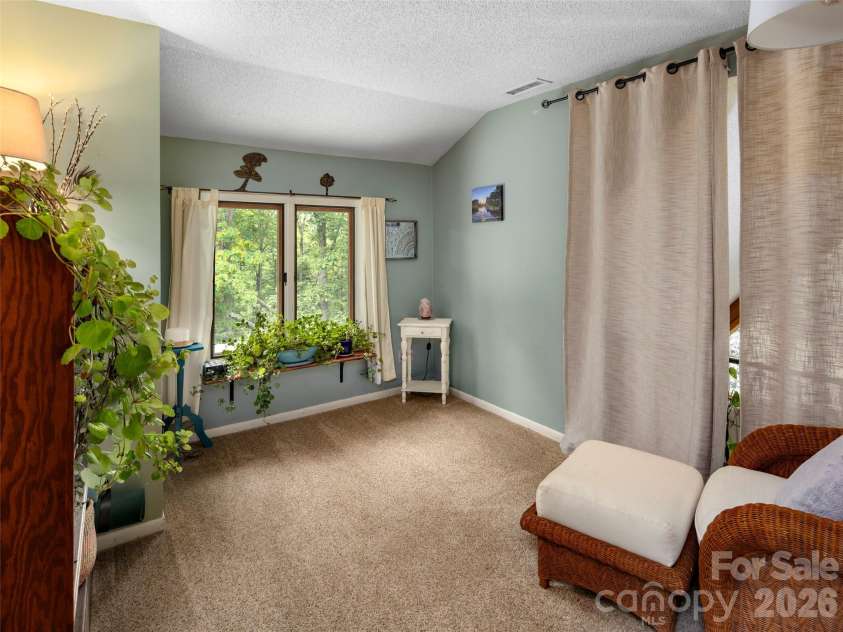 756 Pole Creasman Road, Asheville, NC 28806.  MLS# CAR4350196, YatesRealty ID 10636. 