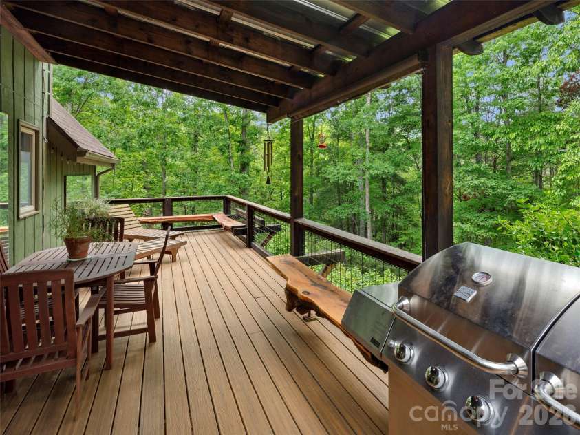 756 Pole Creasman Road, Asheville, NC 28806.  MLS# CAR4350196, YatesRealty ID 10636. 