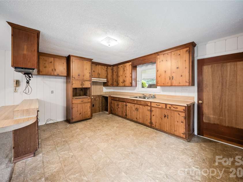 4410 Zion Church Road, Concord, NC 28025.  MLS# CAR4362181, YatesRealty ID 10637. 