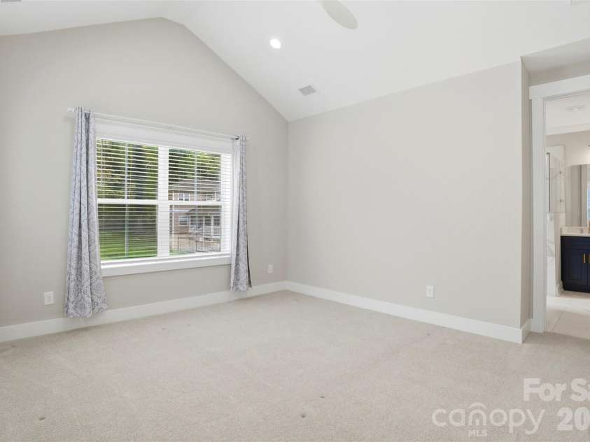 306 Lima Avenue, Charlotte, NC 28208.  MLS# CAR4363414, YatesRealty ID 10638. Overhead speakers