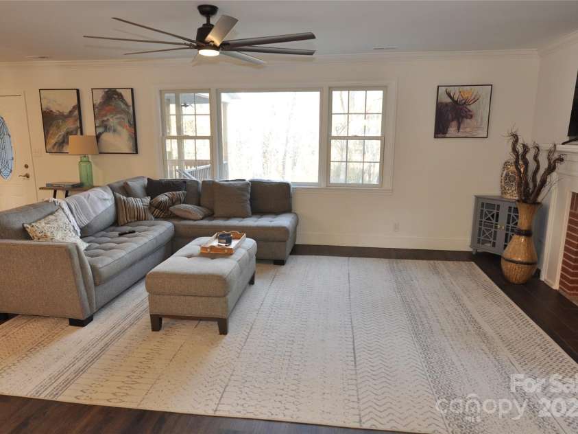 733 Azalea Drive, Chester, SC 29706.  MLS# CAR4209067, YatesRealty ID 1064. 