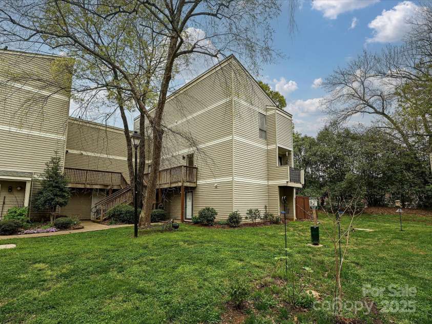 1615 Merry Oaks Road, Charlotte, NC 28205.  MLS# CAR4241209, YatesRealty ID 10640. Front Exterior