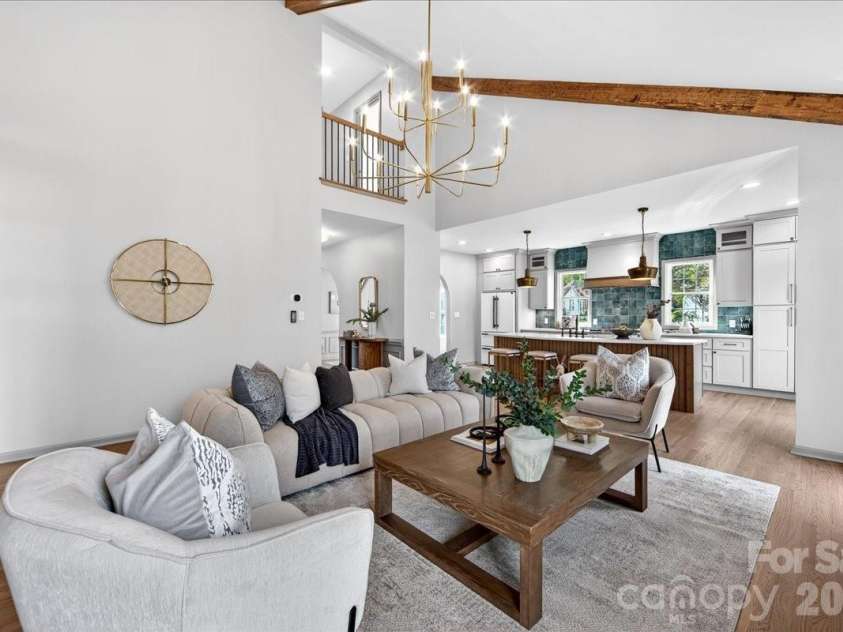 2321 Oberwood Drive, Charlotte, NC 28270.  MLS# CAR4343347, YatesRealty ID 10640. 