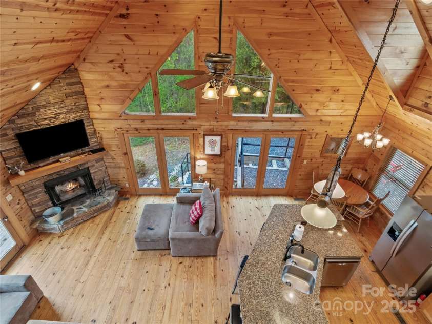 109 Damselfly Court, Spruce Pine, NC 28777.  MLS# CAR4248423, YatesRealty ID 10641. 