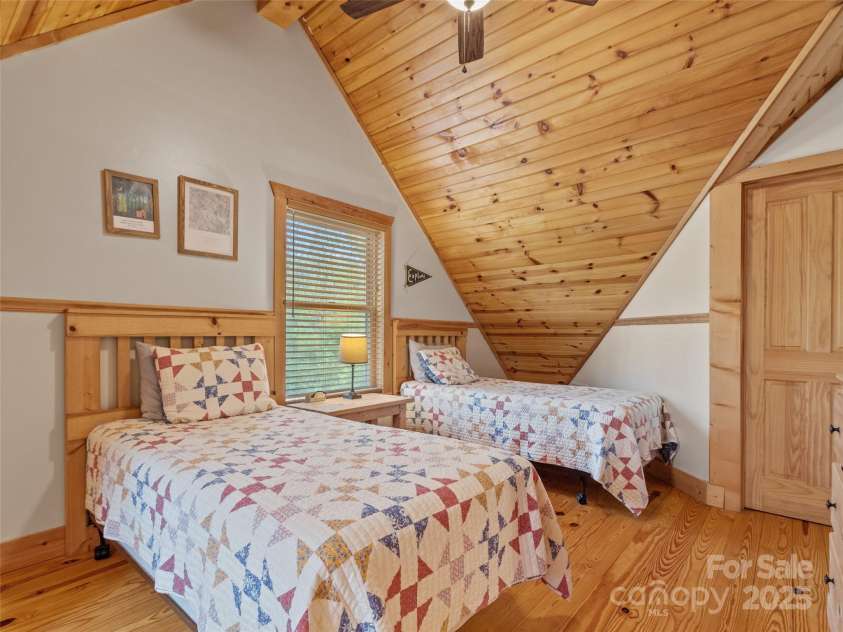 109 Damselfly Court, Spruce Pine, NC 28777.  MLS# CAR4248423, YatesRealty ID 10641. 