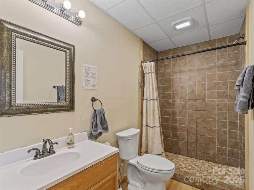 109 Damselfly Court, Spruce Pine, NC 28777.  MLS# CAR4248423, YatesRealty ID 10641. 