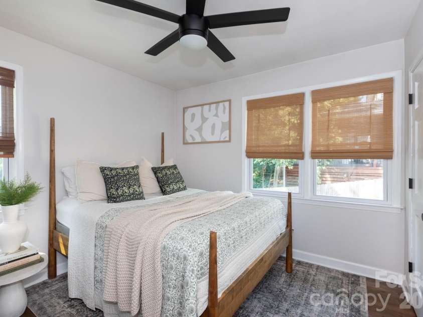 1305 Morningside Drive, Charlotte, NC 28205.  MLS# CAR4364091, YatesRealty ID 10642. Bedroom 3