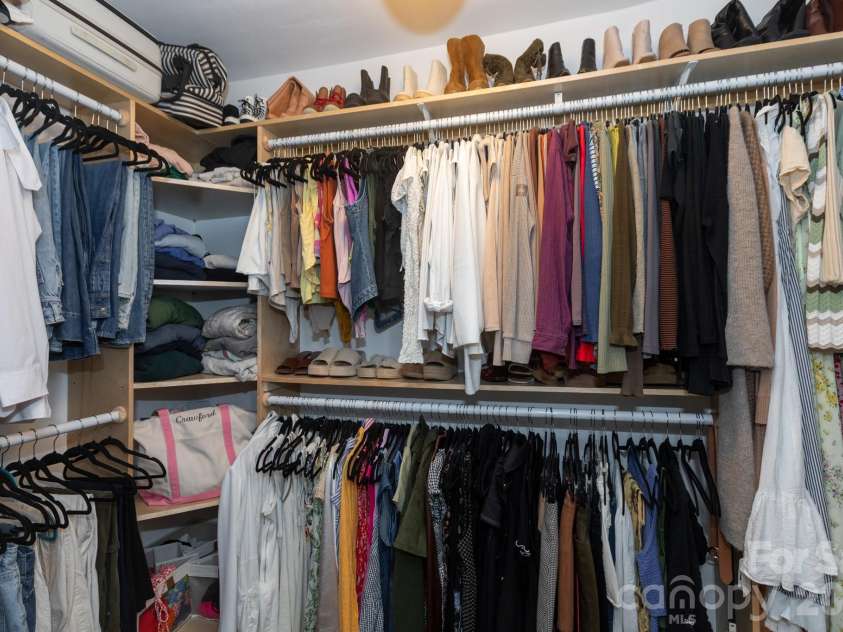 1305 Morningside Drive, Charlotte, NC 28205.  MLS# CAR4364091, YatesRealty ID 10642. Custom Walk-In Closet