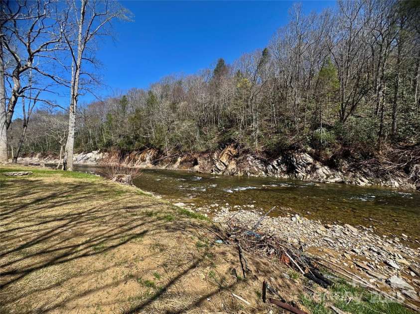 8061 State Hwy 80 S None, Burnsville, NC 28714.  MLS# CAR4244615, YatesRealty ID 10642. 