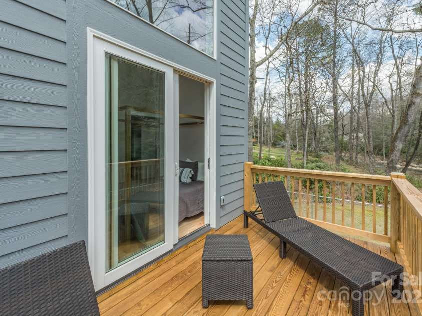 8061 State Hwy 80 S None, Burnsville, NC 28714.  MLS# CAR4244615, YatesRealty ID 10642. 