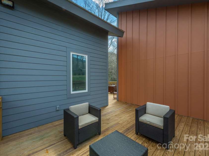 8061 State Hwy 80 S None, Burnsville, NC 28714.  MLS# CAR4244615, YatesRealty ID 10642. 