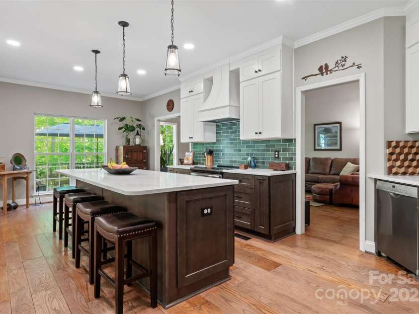 4516 Stryker Drive, Matthews, NC 28104.  MLS# CAR4247225, YatesRealty ID 10643. 