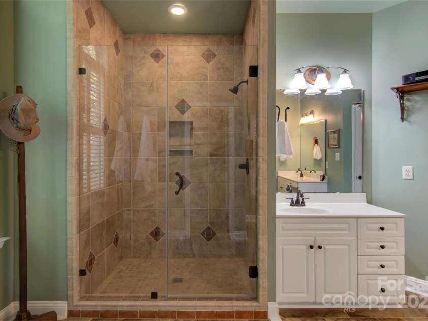 4516 Stryker Drive, Matthews, NC 28104.  MLS# CAR4247225, YatesRealty ID 10643. 