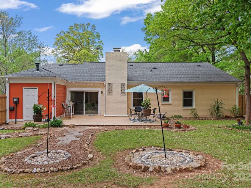 6721 Old Post Road, Charlotte, NC 28212.  MLS# CAR4232883, YatesRealty ID 10644. 