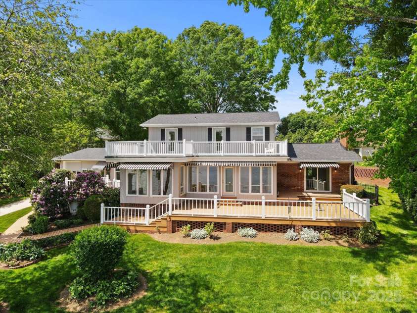 273 Leeward Point Loop, Taylorsville, NC 28681.  MLS# CAR4250672, YatesRealty ID 10645. 