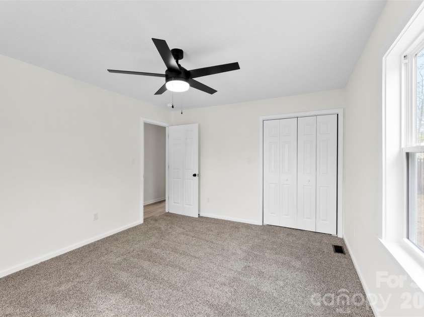 410 Cameron Avenue, Concord, NC 28025.  MLS# CAR4352351, YatesRealty ID 10645. 