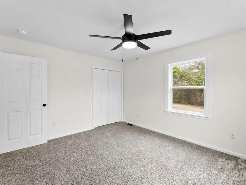 410 Cameron Avenue, Concord, NC 28025.  MLS# CAR4352351, YatesRealty ID 10645. 