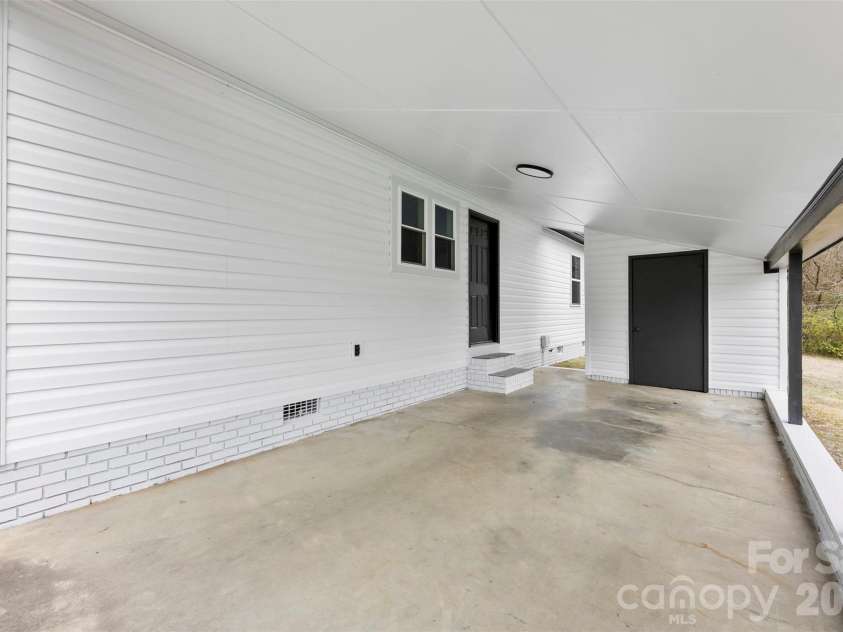 410 Cameron Avenue, Concord, NC 28025.  MLS# CAR4352351, YatesRealty ID 10645. 