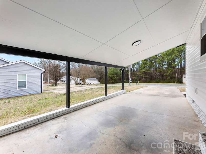 410 Cameron Avenue, Concord, NC 28025.  MLS# CAR4352351, YatesRealty ID 10645. 