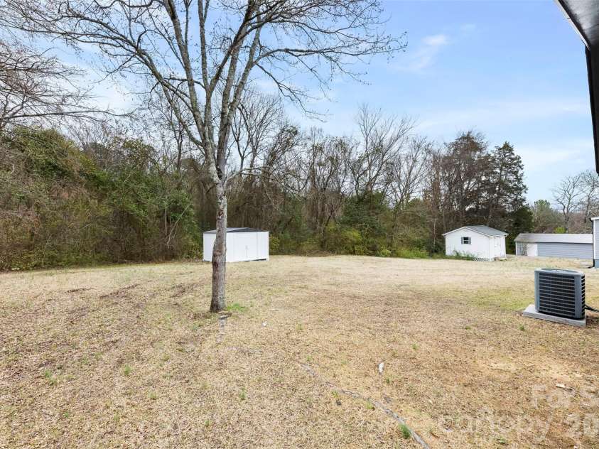 410 Cameron Avenue, Concord, NC 28025.  MLS# CAR4352351, YatesRealty ID 10645. 