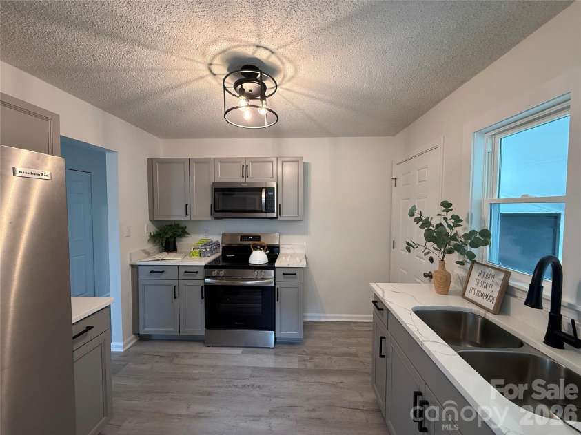 410 Cameron Avenue, Concord, NC 28025.  MLS# CAR4352351, YatesRealty ID 10645. 