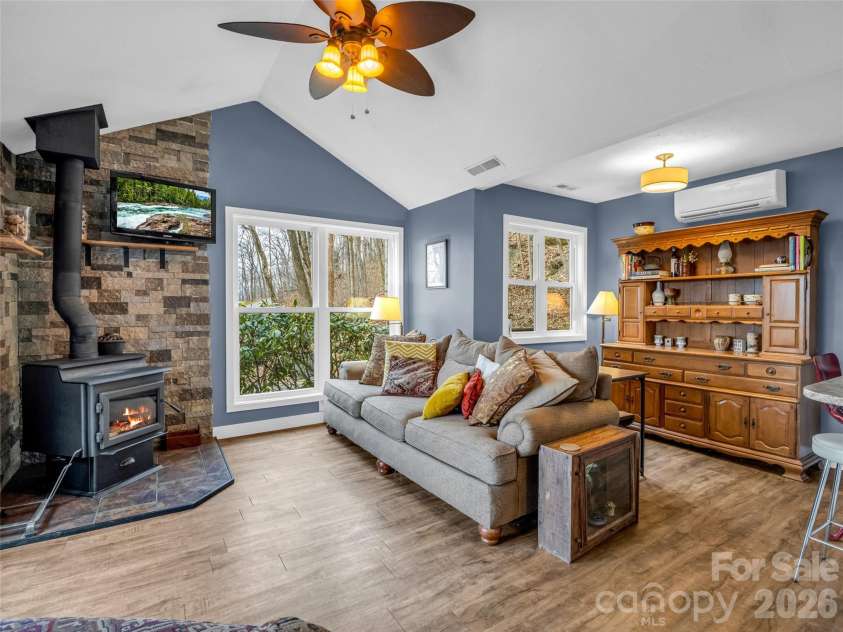1586 Skyuka Mountain Road, Columbus, NC 28722.  MLS# CAR4340363, YatesRealty ID 10646. 