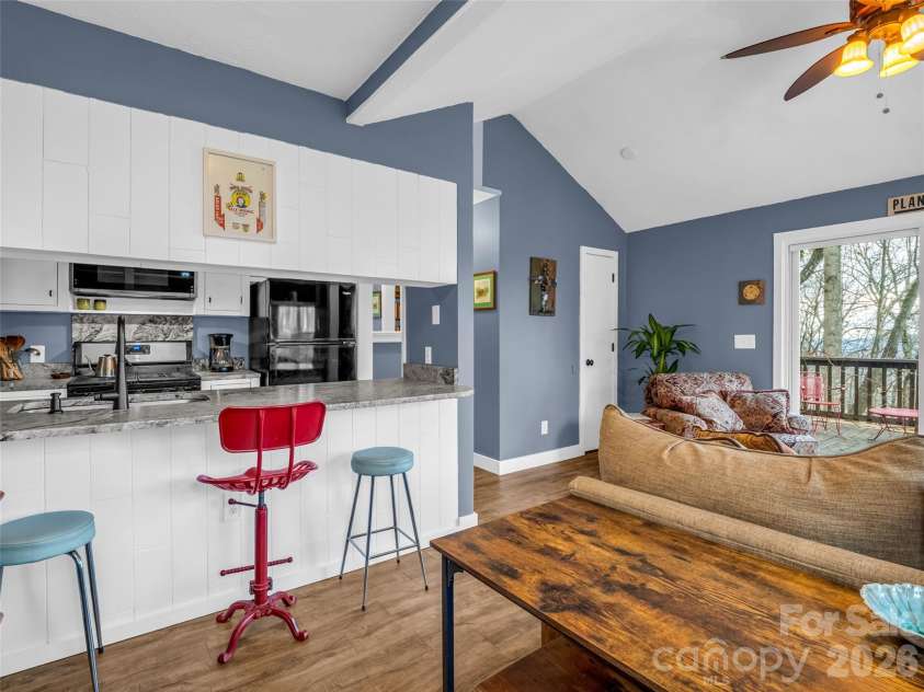 1586 Skyuka Mountain Road, Columbus, NC 28722.  MLS# CAR4340363, YatesRealty ID 10646. 