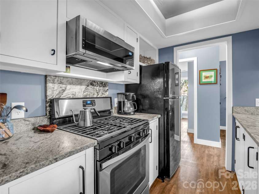 1586 Skyuka Mountain Road, Columbus, NC 28722.  MLS# CAR4340363, YatesRealty ID 10646. 