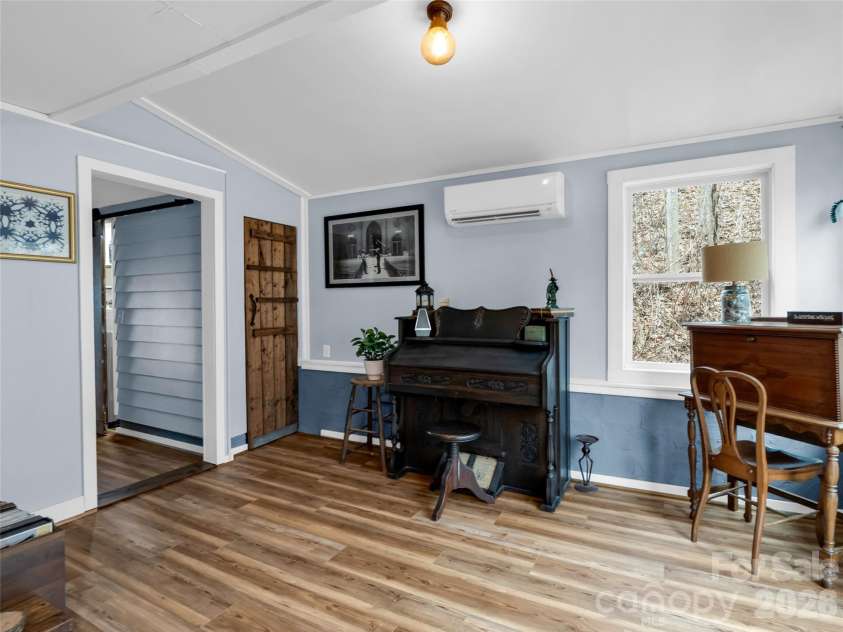 1586 Skyuka Mountain Road, Columbus, NC 28722.  MLS# CAR4340363, YatesRealty ID 10646. 