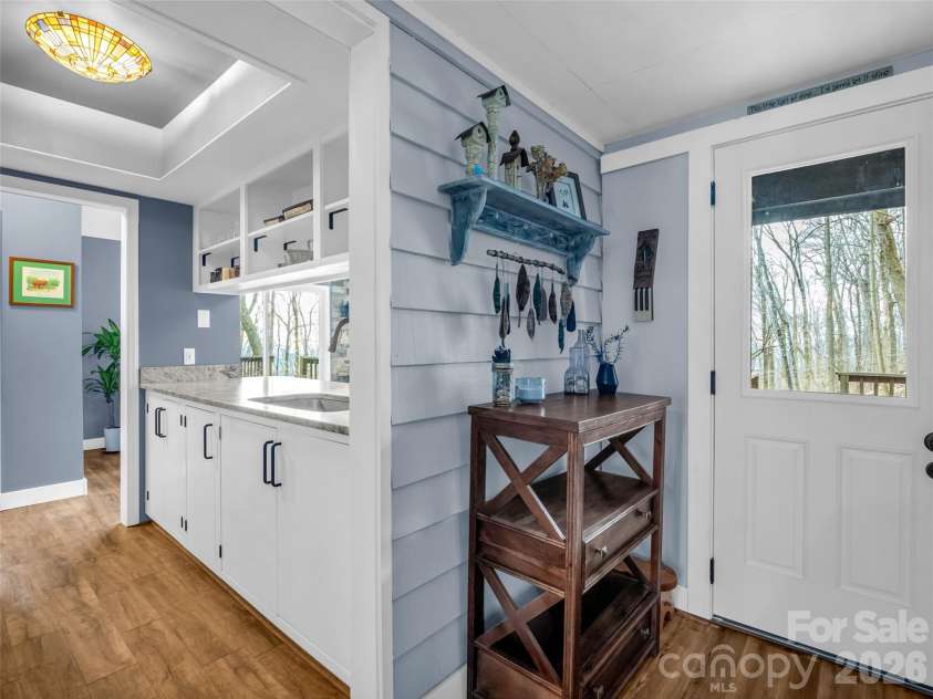 1586 Skyuka Mountain Road, Columbus, NC 28722.  MLS# CAR4340363, YatesRealty ID 10646. 