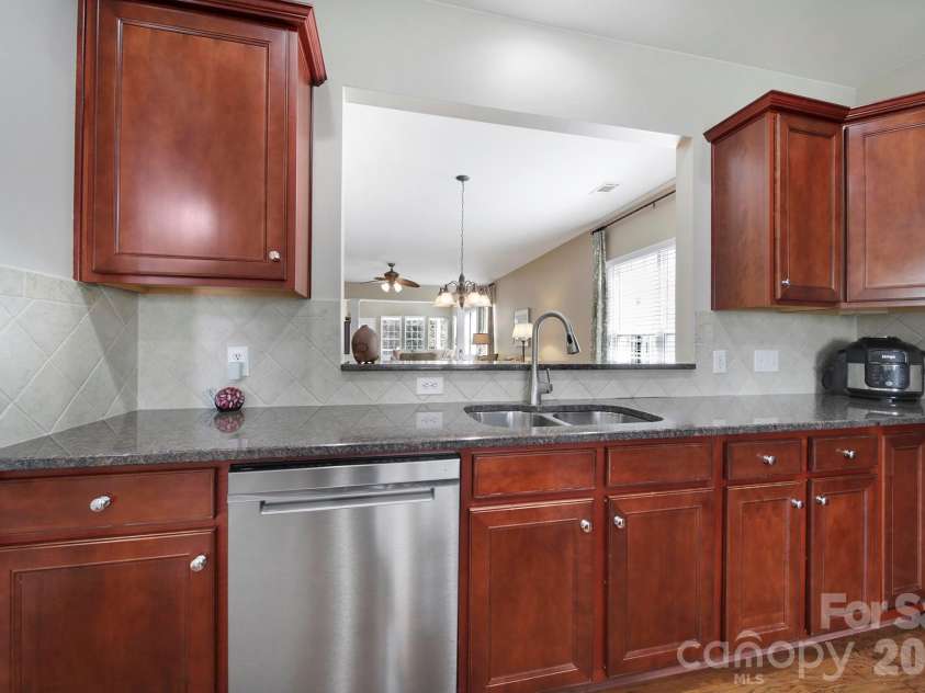 55414 Derringer Avenue, Fort Mill, SC 29707.  MLS# CAR4366710, YatesRealty ID 10648. 