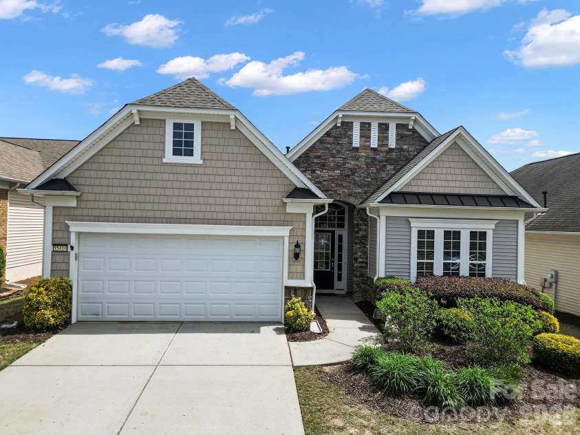 55414 Derringer Avenue, Fort Mill, SC 29707.  MLS# CAR4366710, YatesRealty ID 10648. 
