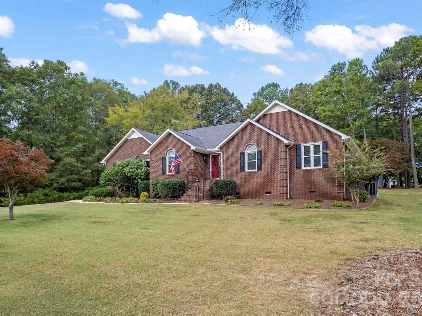 1207 Rosa Drive, Monroe, NC 28112.  MLS# CAR4328566, YatesRealty ID 10649. 
