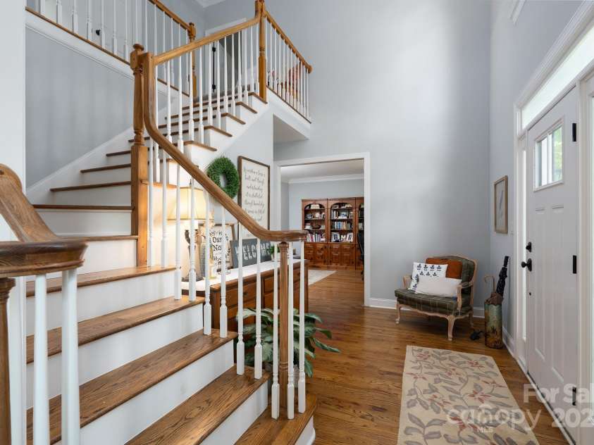 11823 Sir Francis Drake Drive, Charlotte, NC 28277.  MLS# CAR4283421, YatesRealty ID 1065. 