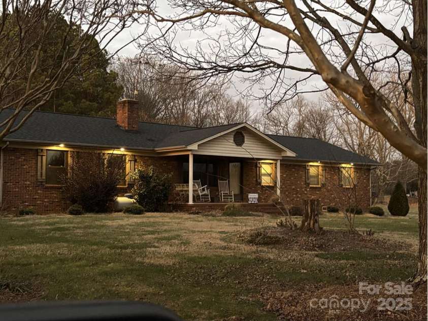 3857 Buffalo Shoals Road, Maiden, NC 28650.  MLS# CAR4330747, YatesRealty ID 1065. 