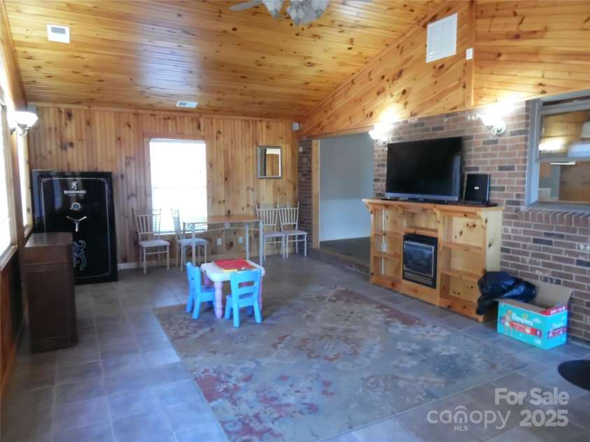 3857 Buffalo Shoals Road, Maiden, NC 28650.  MLS# CAR4330747, YatesRealty ID 1065. 