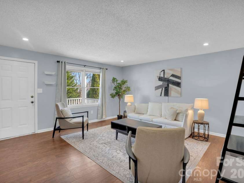206 Ross Court, Belmont, NC 28012.  MLS# CAR4352775, YatesRealty ID 10652. 