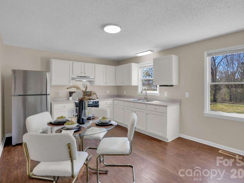 206 Ross Court, Belmont, NC 28012.  MLS# CAR4352775, YatesRealty ID 10652. 