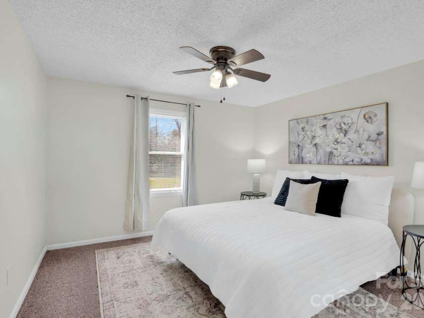 206 Ross Court, Belmont, NC 28012.  MLS# CAR4352775, YatesRealty ID 10652. 
