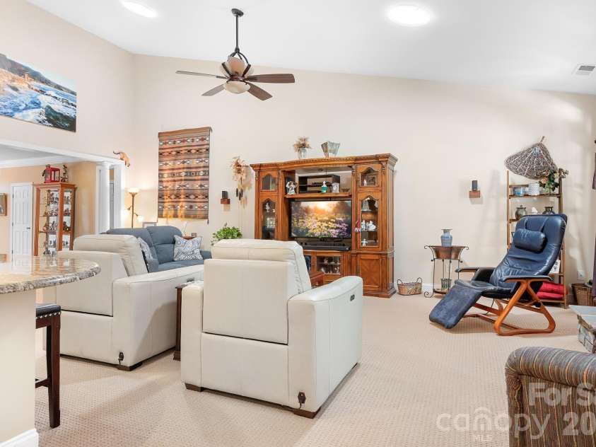 104 Kestrel Court, Mount Holly, NC 28120.  MLS# CAR4356299, YatesRealty ID 10654. 