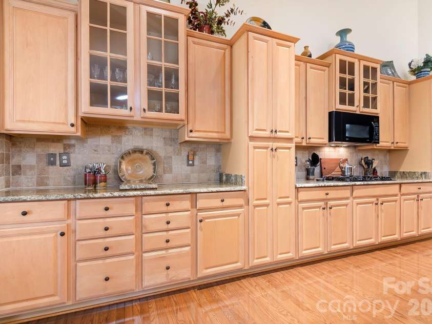 104 Kestrel Court, Mount Holly, NC 28120.  MLS# CAR4356299, YatesRealty ID 10654. 