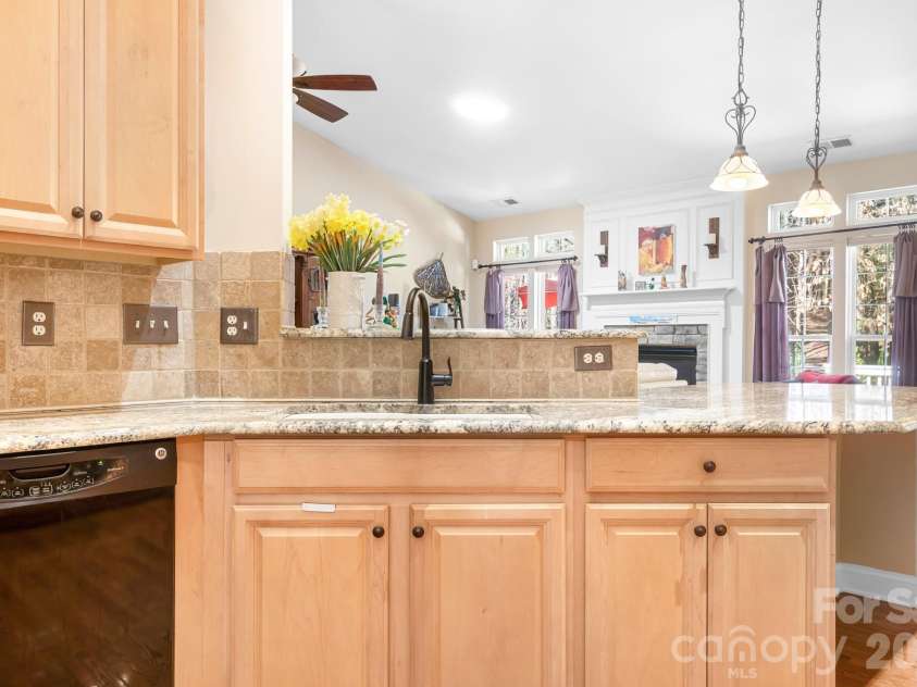 104 Kestrel Court, Mount Holly, NC 28120.  MLS# CAR4356299, YatesRealty ID 10654. 