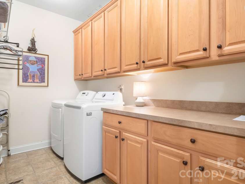 104 Kestrel Court, Mount Holly, NC 28120.  MLS# CAR4356299, YatesRealty ID 10654. 